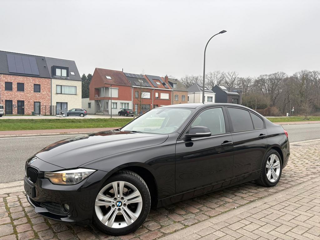 BMW 316D | 12 Maanden Garantie | 164 Dkm | Diesel | 2015 |, Auto's, Achterwielaandrijving, 1995 cc, Zwart, 4 cilinders