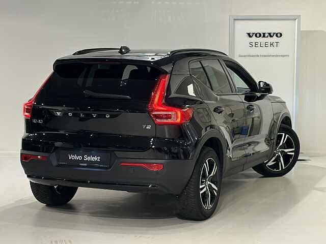 Volvo XC40 B3 Mild hybrid Dark Plus + electr trekhaak, Autos, Volvo, https://public.car-pass.be/vhr/9ca0498e-11f2-48d8-84fb-7550698a502f