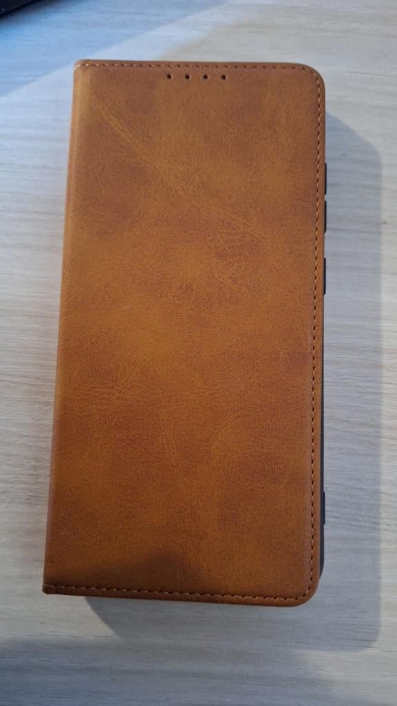 Lederen hoesje cognac, Ophalen