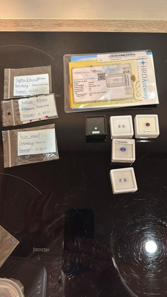 Edelstenen en diamanten te koop, Handtassen en Accessoires, Edelstenen, Ophalen of Verzenden, Zo goed als nieuw