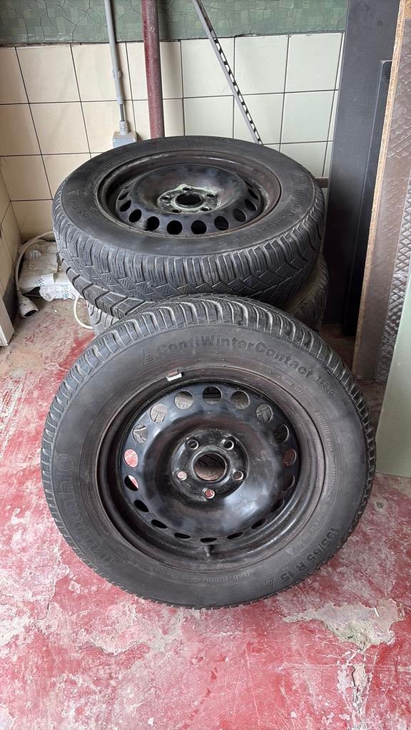 Winterbanden 195/65 R15 Continental Contiwintercontact ts830, Ophalen, Zo goed als nieuw
