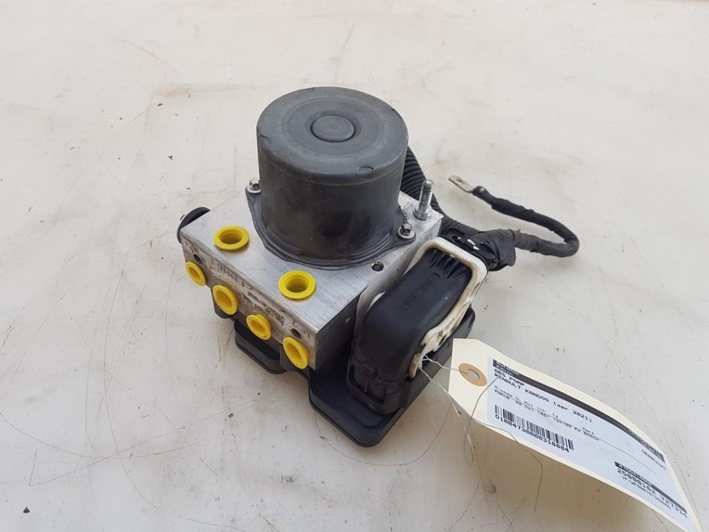 ABS POMP ABS Renault Kangoo Express (RF..) (|476601406R|), Gebruikt, Renault