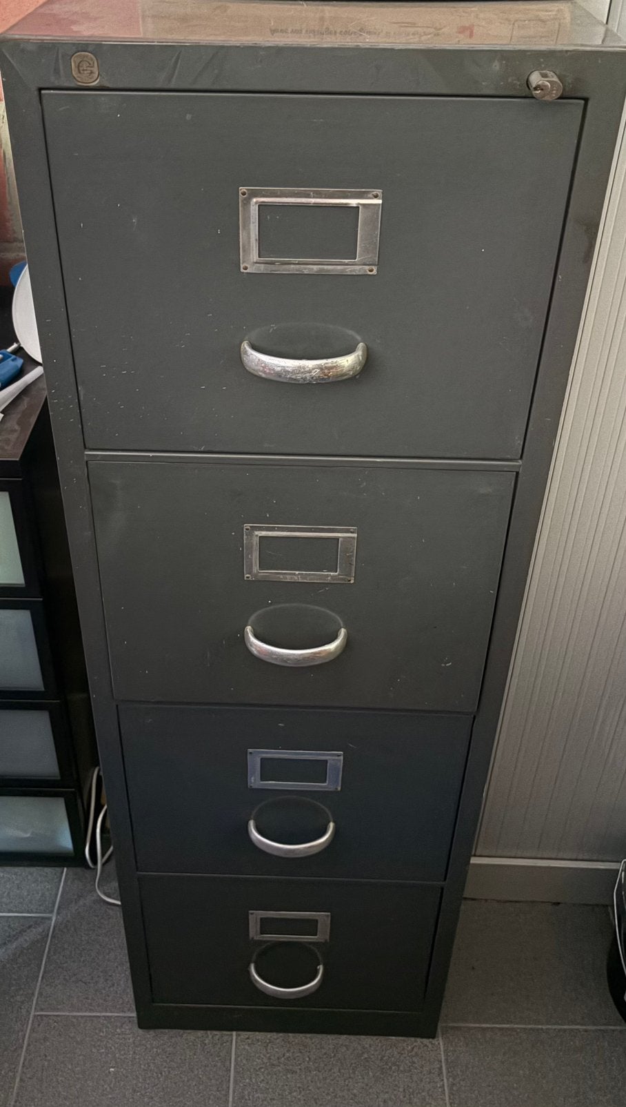 Vintage jaren 50 Gipsen Holland stalen dressoir met 4 lades, Huis en Inrichting, Kasten | Ladekasten, Ophalen, Gebruikt