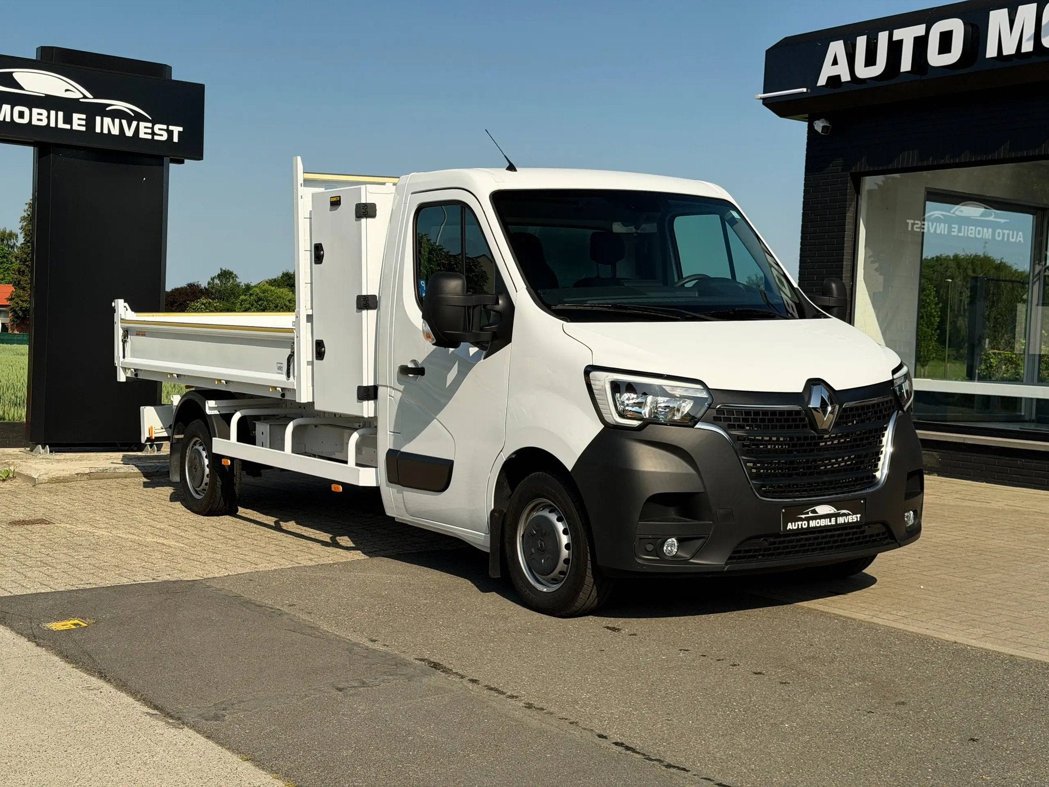Renault Master 2.3 dCi BENNE BASCULANTE ATTELAGE/CARPLAY 048, Autos, Euro 6, Entreprise, 3 places, Noir