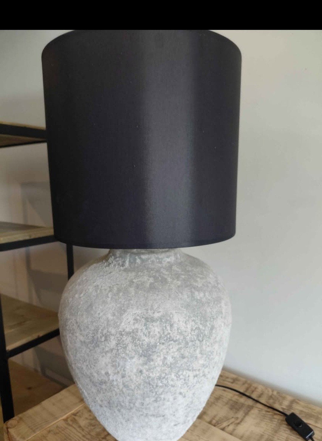 Lampe en pierre lourde, Maison & Meubles, Lampes | Abat-jour, Enlèvement
