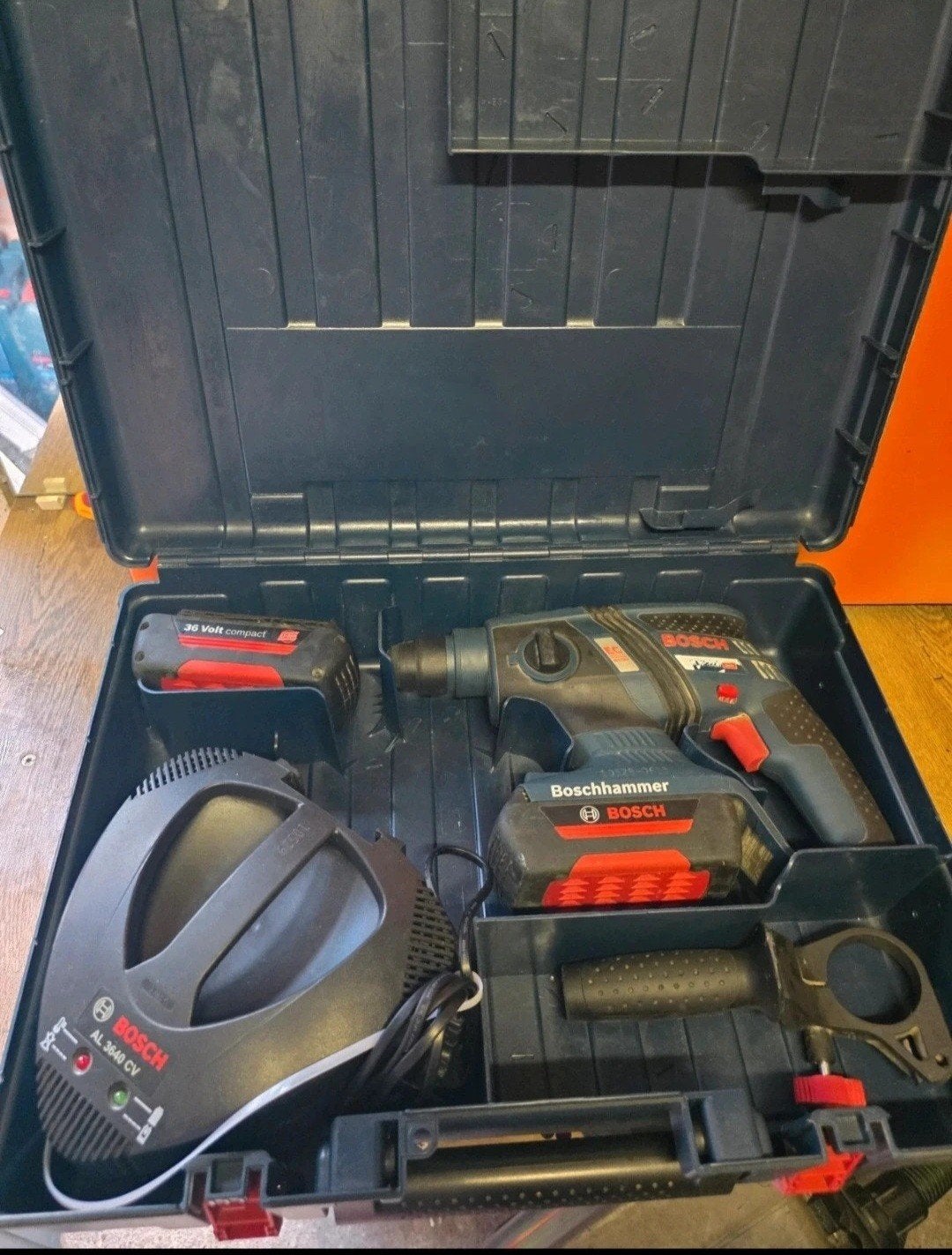 GBH 36 V-EC Compact Professional Boorhamer (Complete Set), Ophalen
