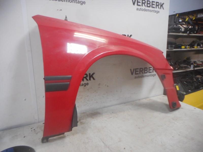 AILE AVANT DROITE Opel Corsa A TR (01-1982/12-1993), Utilisé, Droite, Opel, Garde-boue