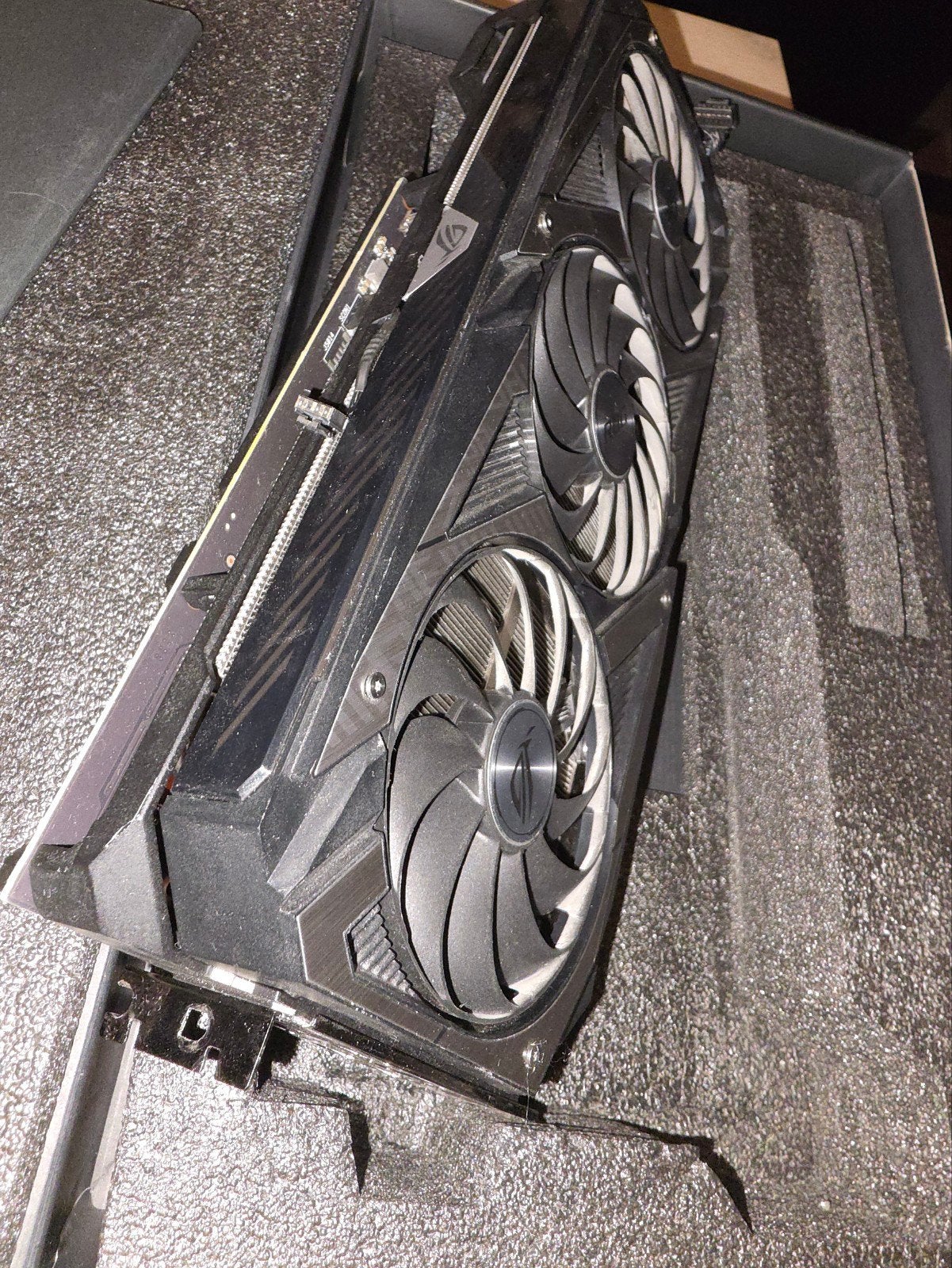 DEFECT Asus Rog strix RTX 3070 8GB DEFECT, PCI-Express 3, GDDR6, Enlèvement, Ne fonctionne pas