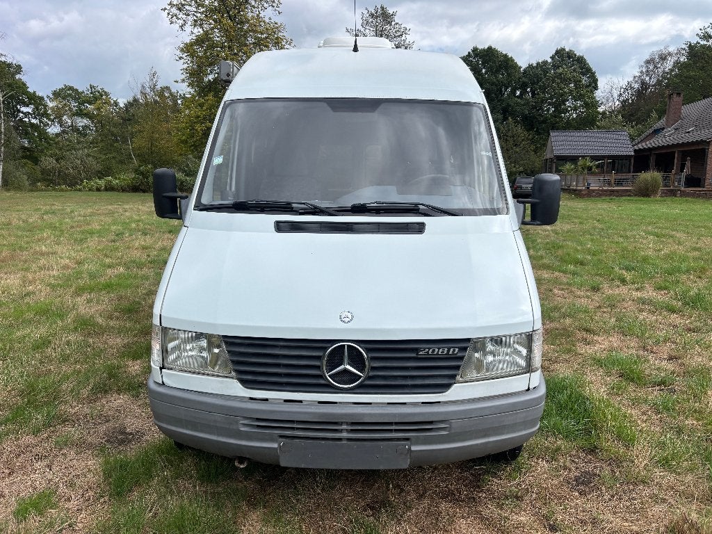Mercedes Sprinter 208CDI pour 2 personnes avec inspection, Caravanes & Camping, Siège standard, Boîte manuelle, Mercedes-Benz