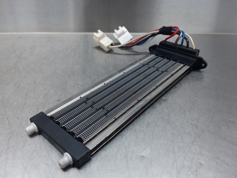 ELEMENT RADIATEUR ELECTRIQUE Outlander (CW) (|CSA541A003|), Utilisé, Mitsubishi