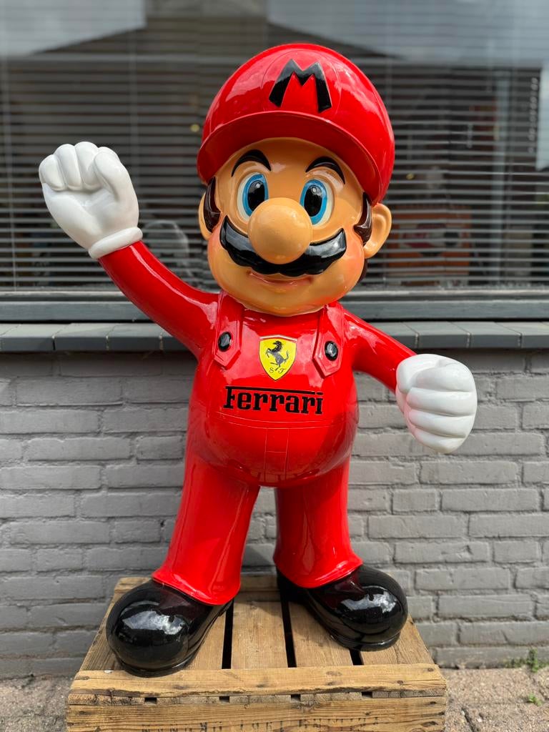 Statue design Mario Bross Ferrari XL, Enlèvement, Comme neuf, Humain