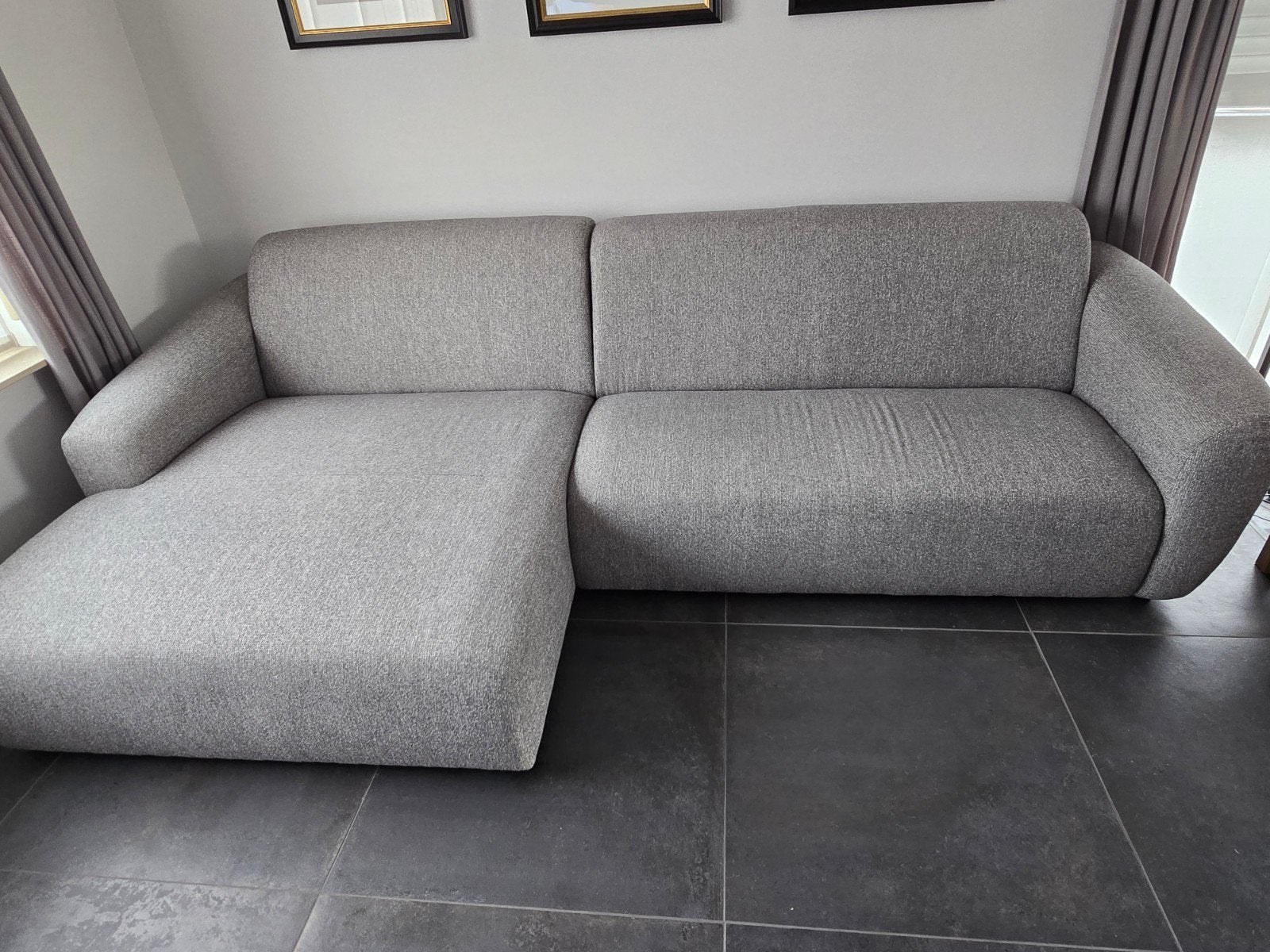 zetel met lounge en poef, 85% onder de adviesprijs, Ophalen, 300 cm of meer, Zo goed als nieuw, Vierpersoons of meer