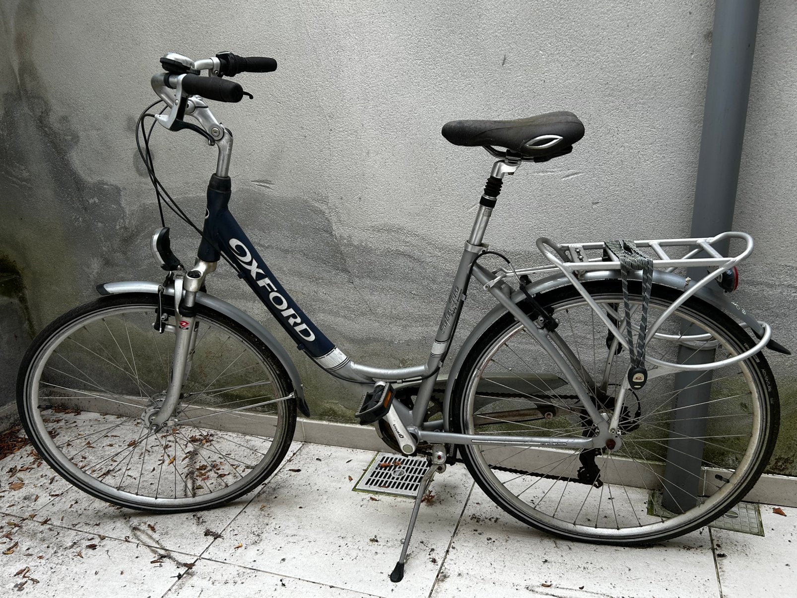 Damesfiets Oxford, Fietsen en Brommers, Minder dan 10 versnellingen, Gebruikt, Velgrem, Ophalen