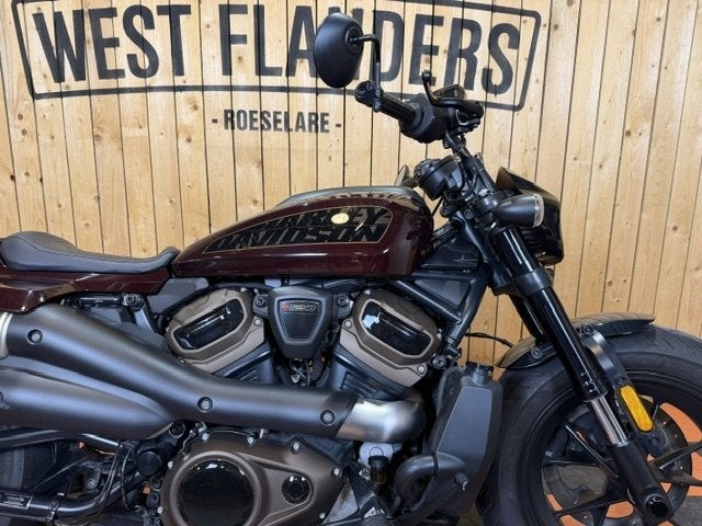 Harley-Davidson Sportster S (bj 2021), Motoren, 1252 cc, Harley-Davidson, Customerservices@harley‑davidson.com, 3700 West Juneau Avenue
WI 53208  Milwaukee, US