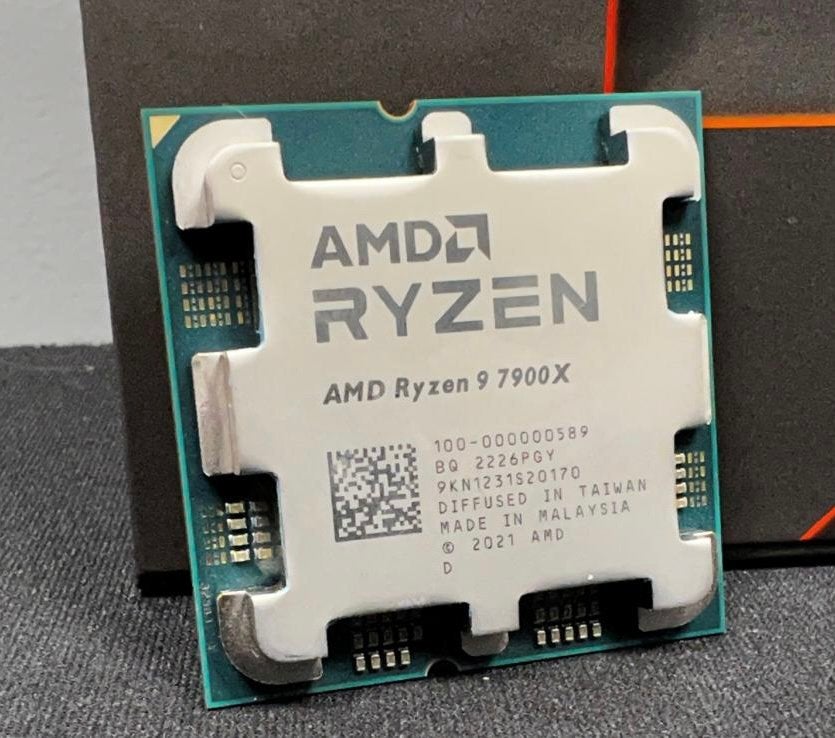 Ryzen 9 7900x High End CPU, Ophalen of Verzenden, Zo goed als nieuw, 12-core, 4 Ghz of meer