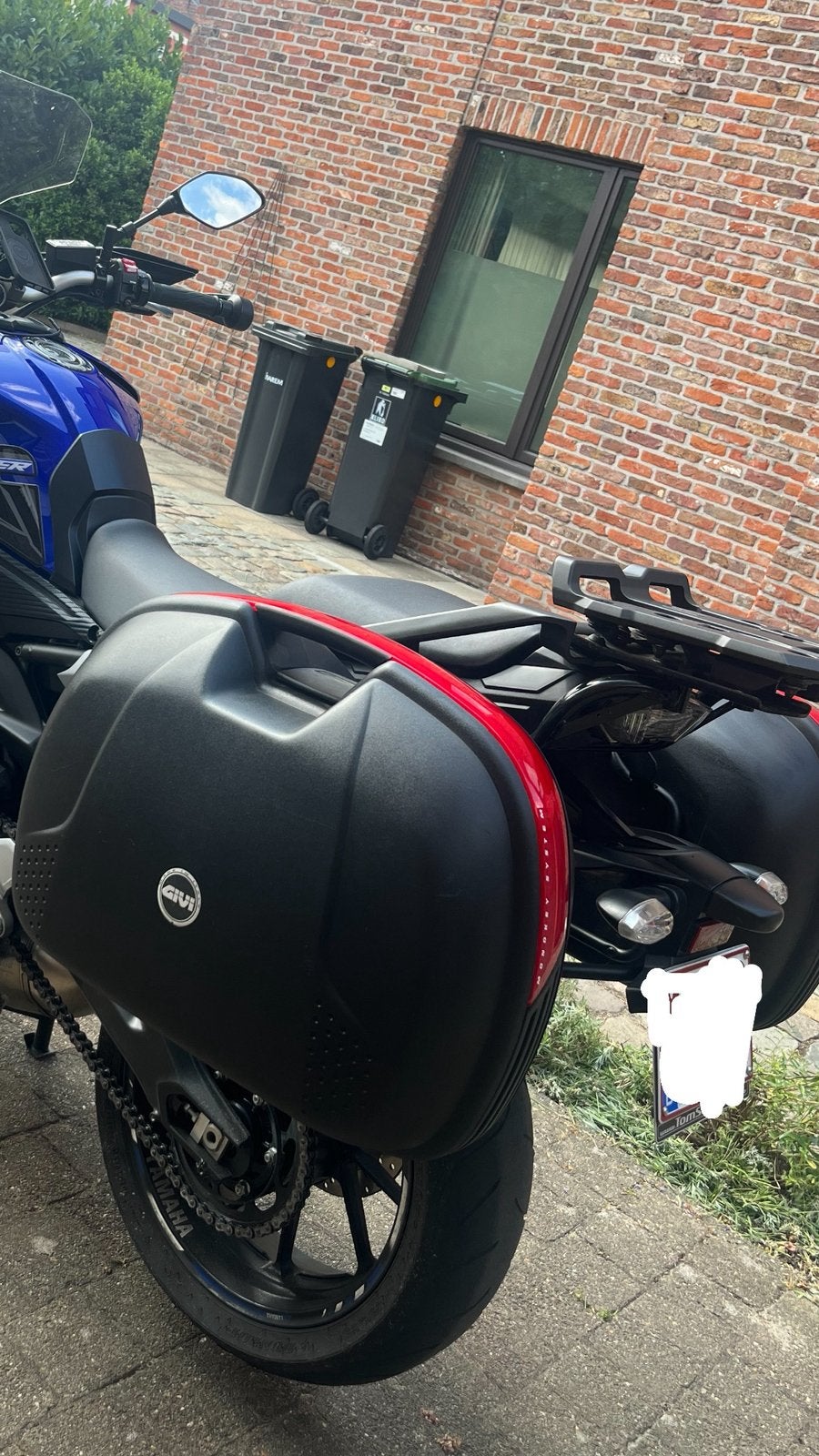 GIVI zijkoffers + volledige beugel (zijdrager) - MONOKEY, Motos, Enlèvement, Comme neuf