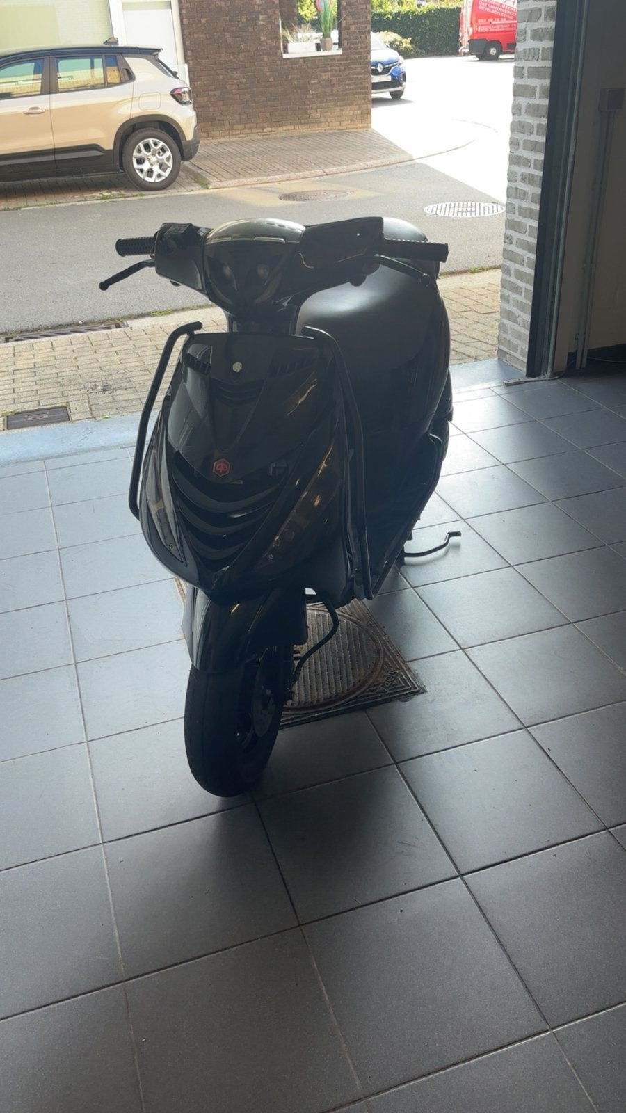 piaggio zip 4takt, Fietsen en Brommers, Scooters | Piaggio, Ophalen, Zo goed als nieuw, Zip