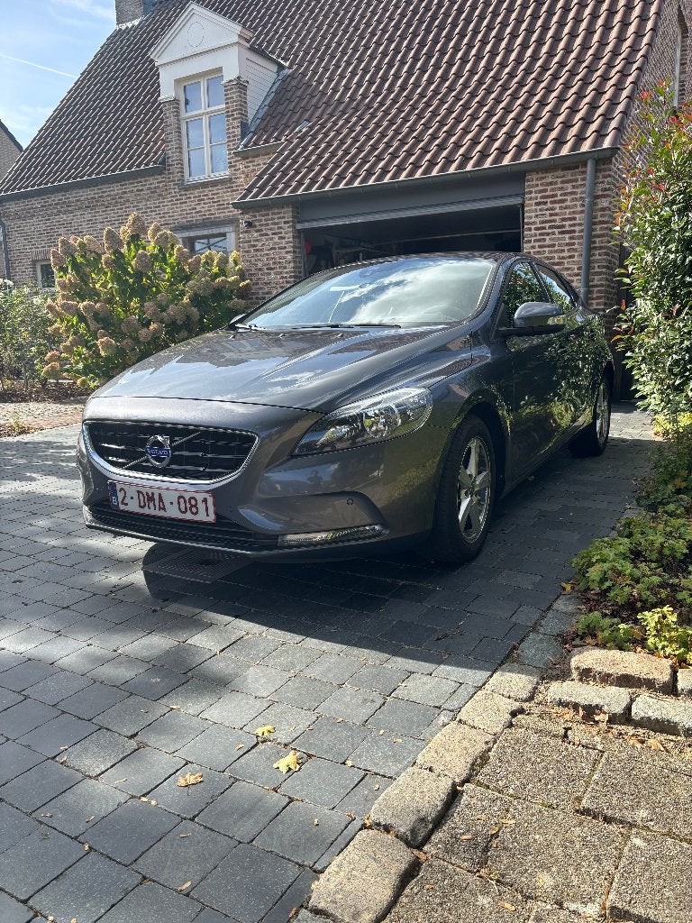 Volvo V40 T3, Autos, Euro 5, Achat, Boîte manuelle, Autres couleurs