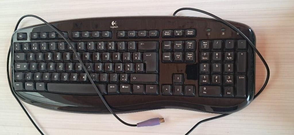 toetsenbord Logitech azerty, Computers en Software, Ophalen, Azerty, Gebruikt
