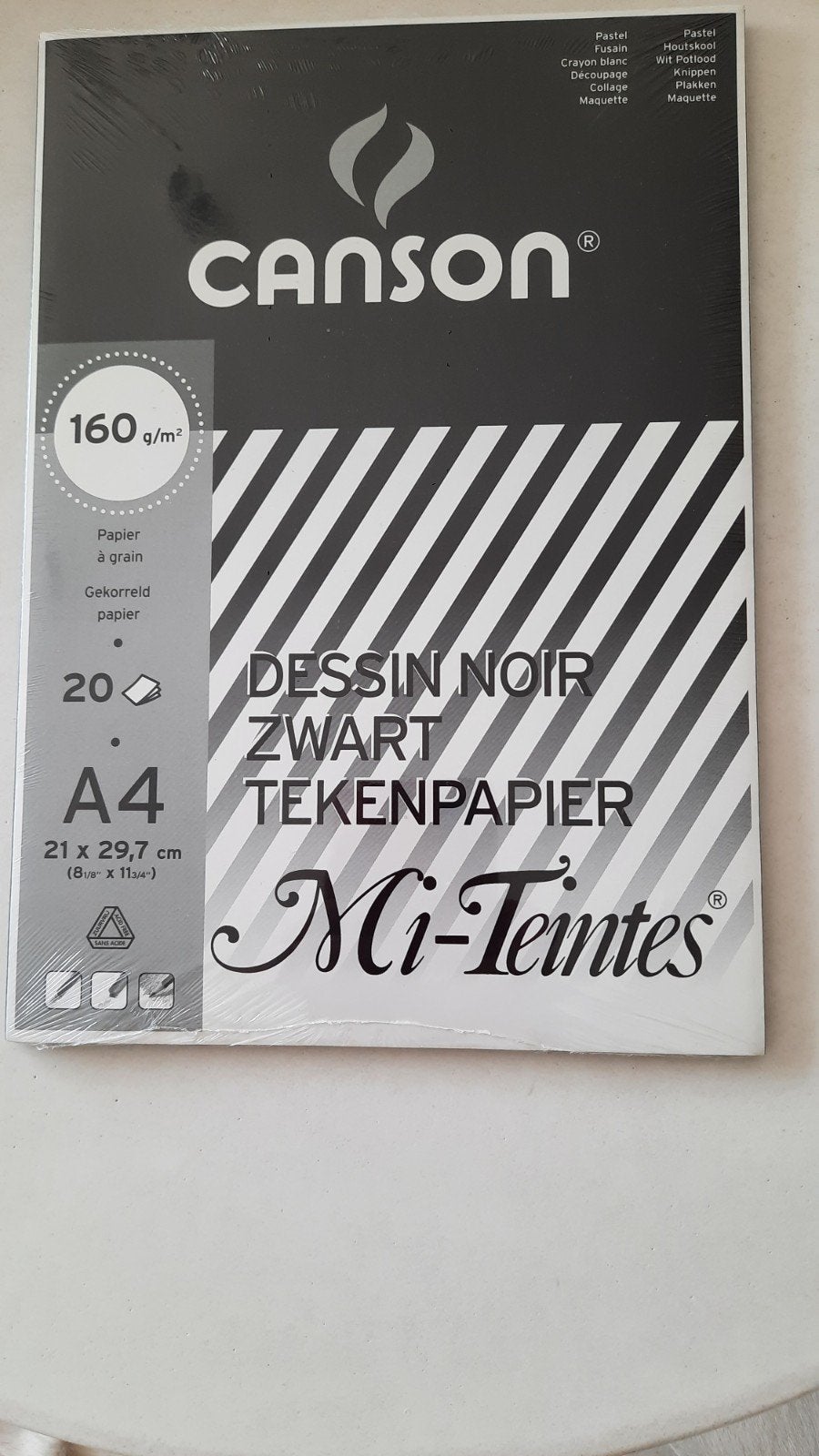 10 PAKKEN ZWART TEKENPAPIER, Hobby en Vrije tijd, Ophalen of Verzenden