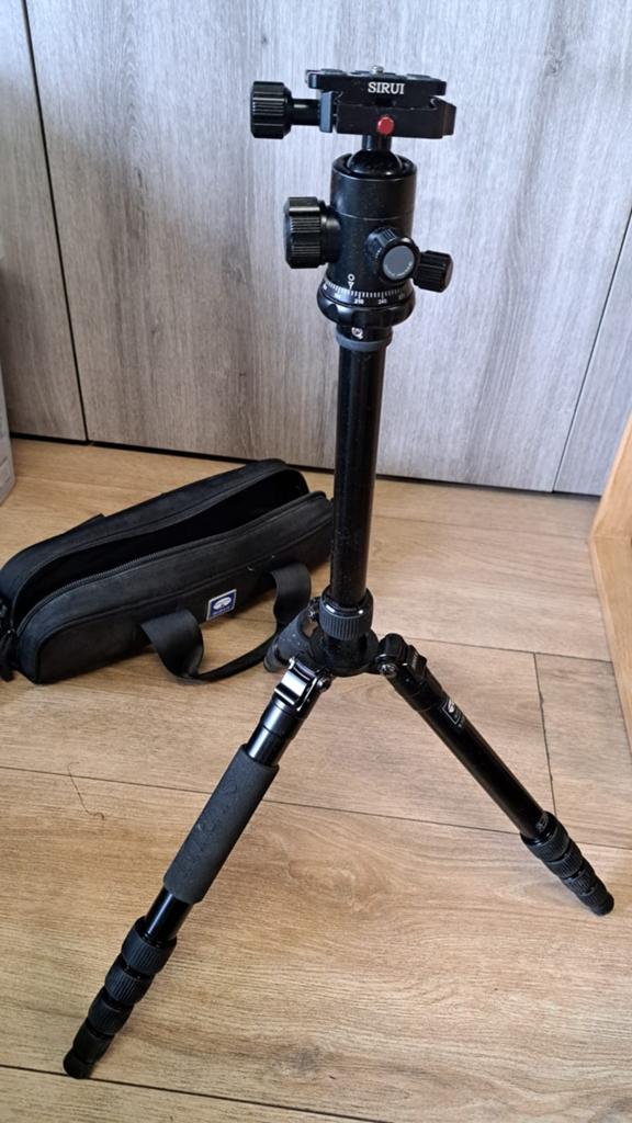 Pied photographique, Enlèvement ou Envoi, Comme neuf, Moins de 150 cm, Pied