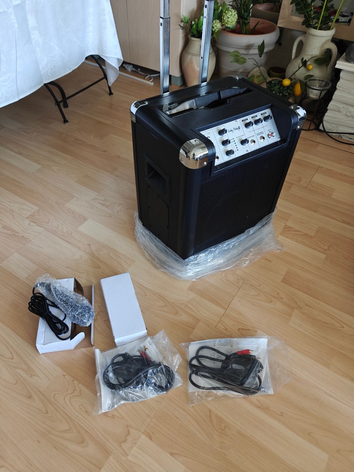 Wonky Monkey Party Speaker, Enlèvement, Neuf, Ensemble complet