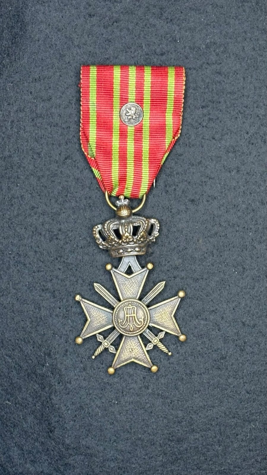Croix de guerre belge 14-18, Collections, Enlèvement ou Envoi, Autres, Ruban, Médaille ou Ailes