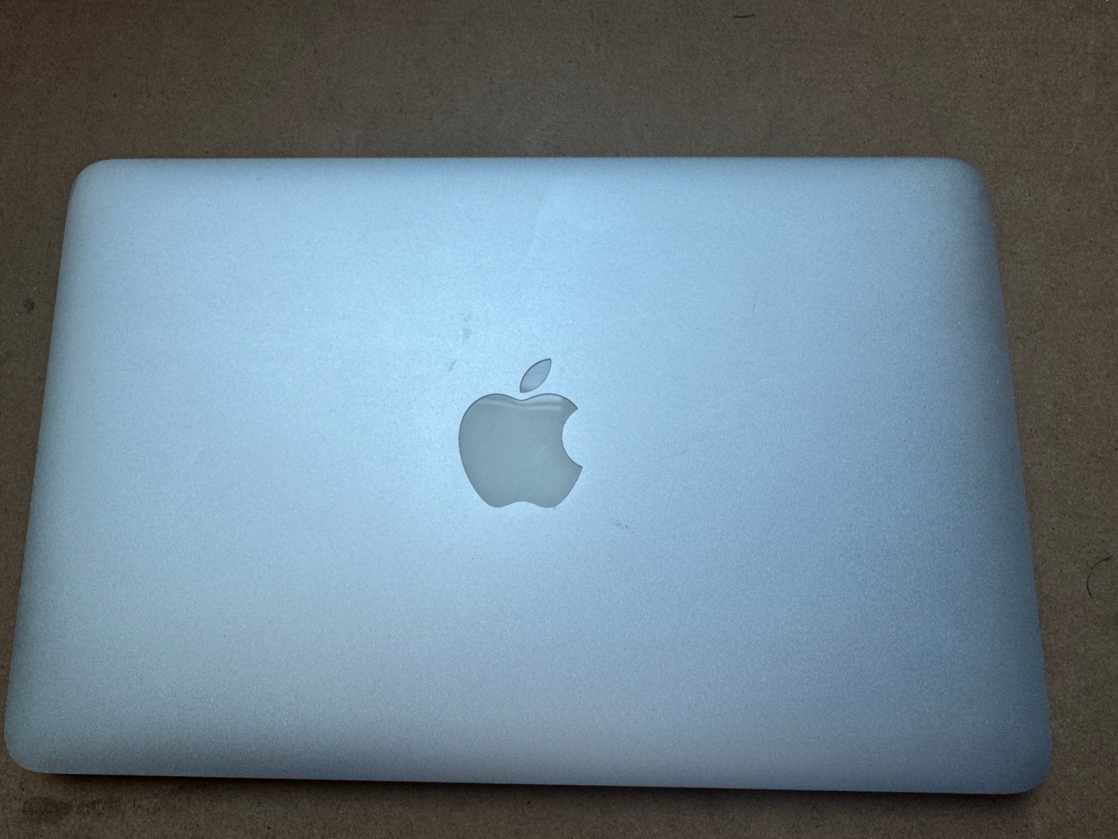 Macbook Air model A1465, Informatique & Logiciels, Apple Macbooks, Enlèvement, Utilisé, MacBook Air