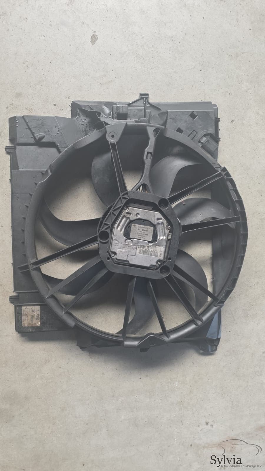 Koelvin Ventilator N54 BMW 1 / 3 serie E88 E90 E91 E92 E93 +, -, Utilisé, -, -