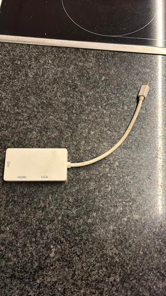 3 in 1 videa- adapter (doos 50), Enlèvement, Comme neuf