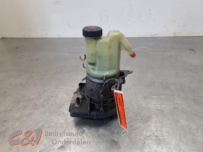 Pompe direction assistée d'un Renault Master, Autos : Pièces & Accessoires, Commande, Renault, Utilisé, 3 mois de garantie, Enlèvement ou Envoi