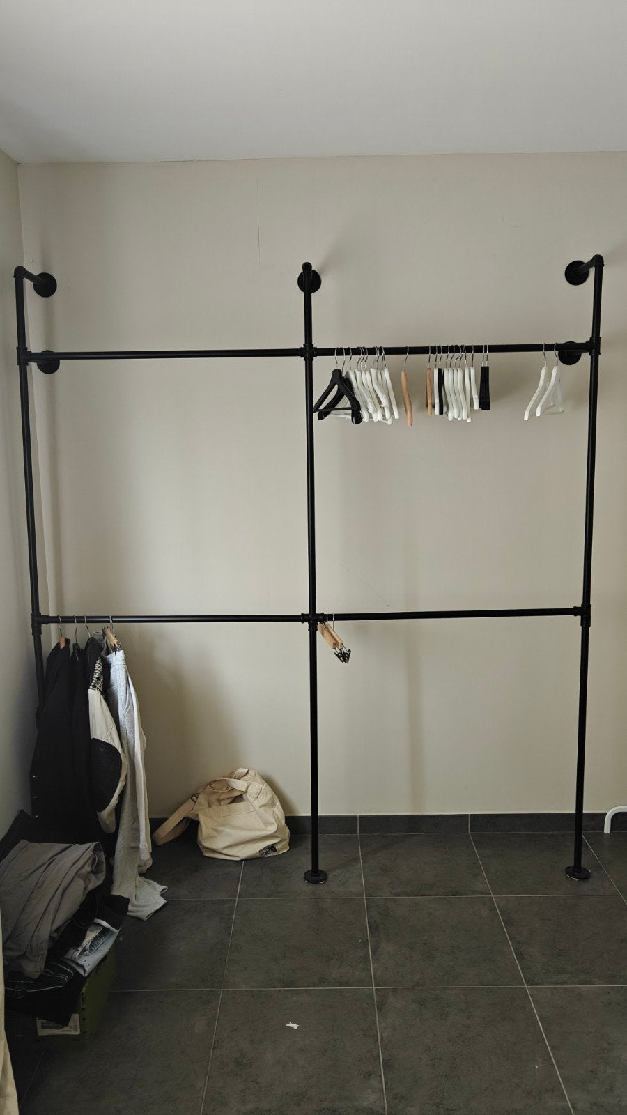 Pamo Design Industriële Dressing, Enlèvement