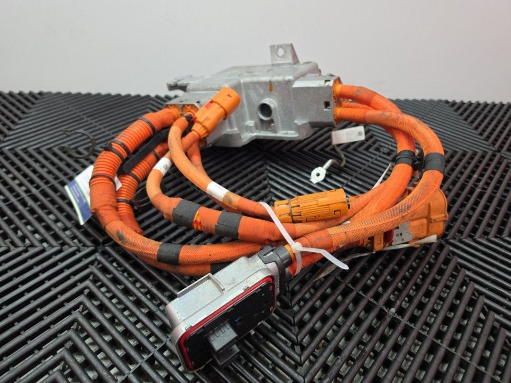 DIVERS HV control module Jaguar I-Pace (|J9D310N770BE|), Campus Kronberg 7
61476  Kronberg im Taunus, DE, Utilisé, Jaguar, Jaguar Land Rover Deutschland GmbH