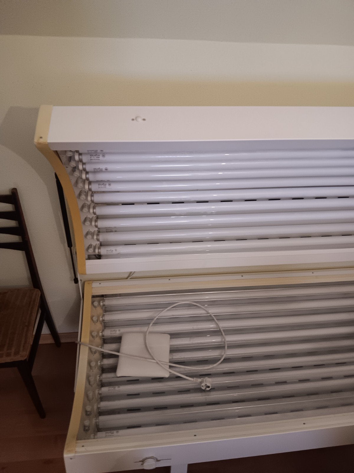Zonnebank, Enlèvement, Utilisé, Banc solaire double, 10 à 15 lampes