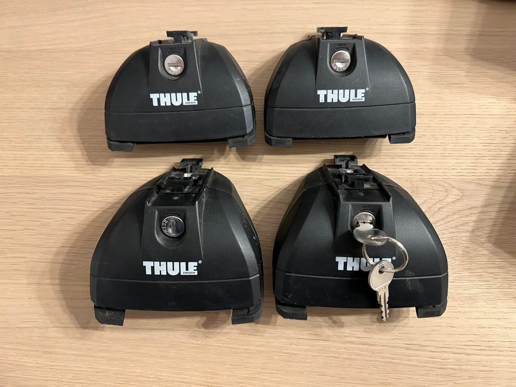 Thule Rapid System 753 / 753000 voetenset, Auto diversen, Dakdragers, Ophalen, Zo goed als nieuw