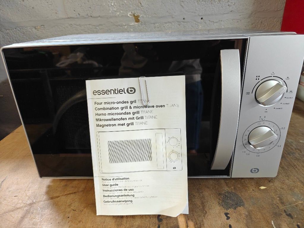 Micro-ondes, Gril, Comme neuf, Moins de 45 cm, Enlèvement