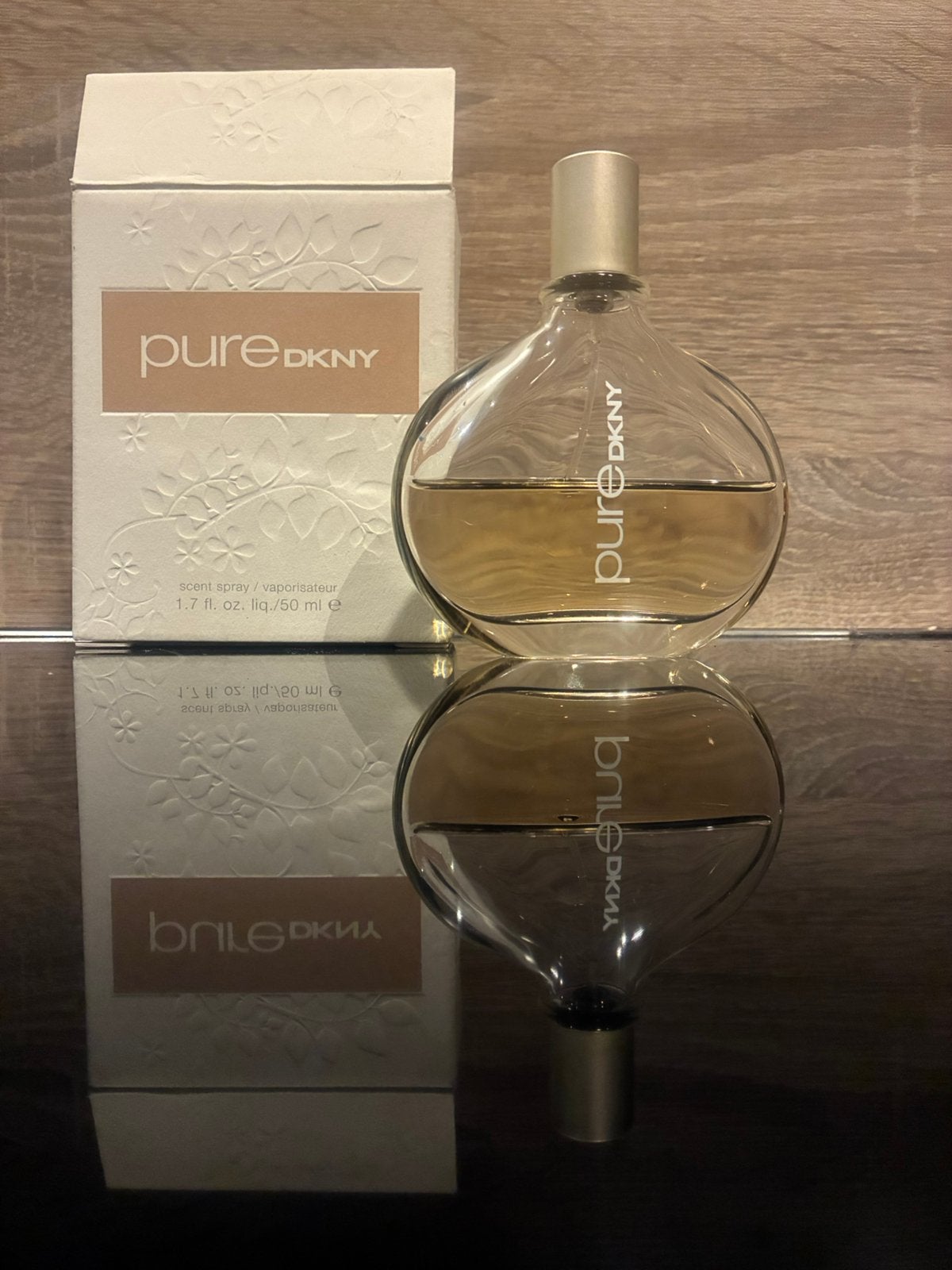 Pure DKNY Scent Spray – 50ml (Discontinued / Ca. Halfvol), Ophalen of Verzenden, Zo goed als nieuw, Gevuld