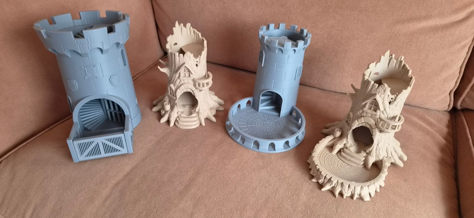 Dobbelstenen torens. 3D printer., Hobby en Vrije tijd, Ophalen of Verzenden