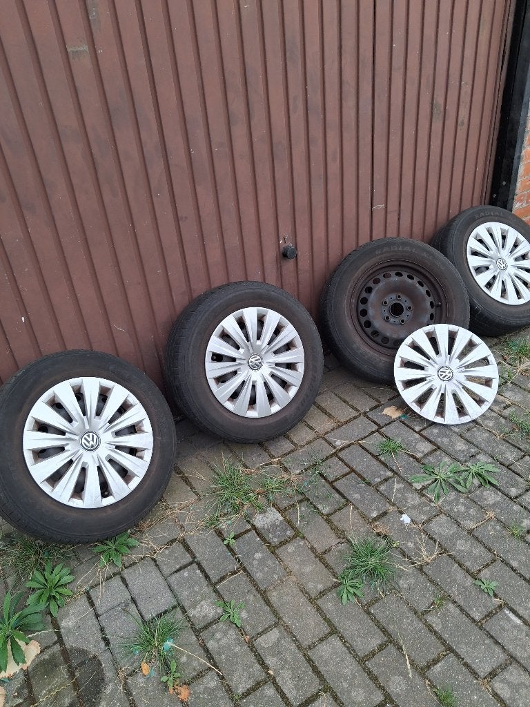 195/65R15 golf 6 banden, Auto-onderdelen, Ophalen, 15 inch, Band(en), Personenwagen