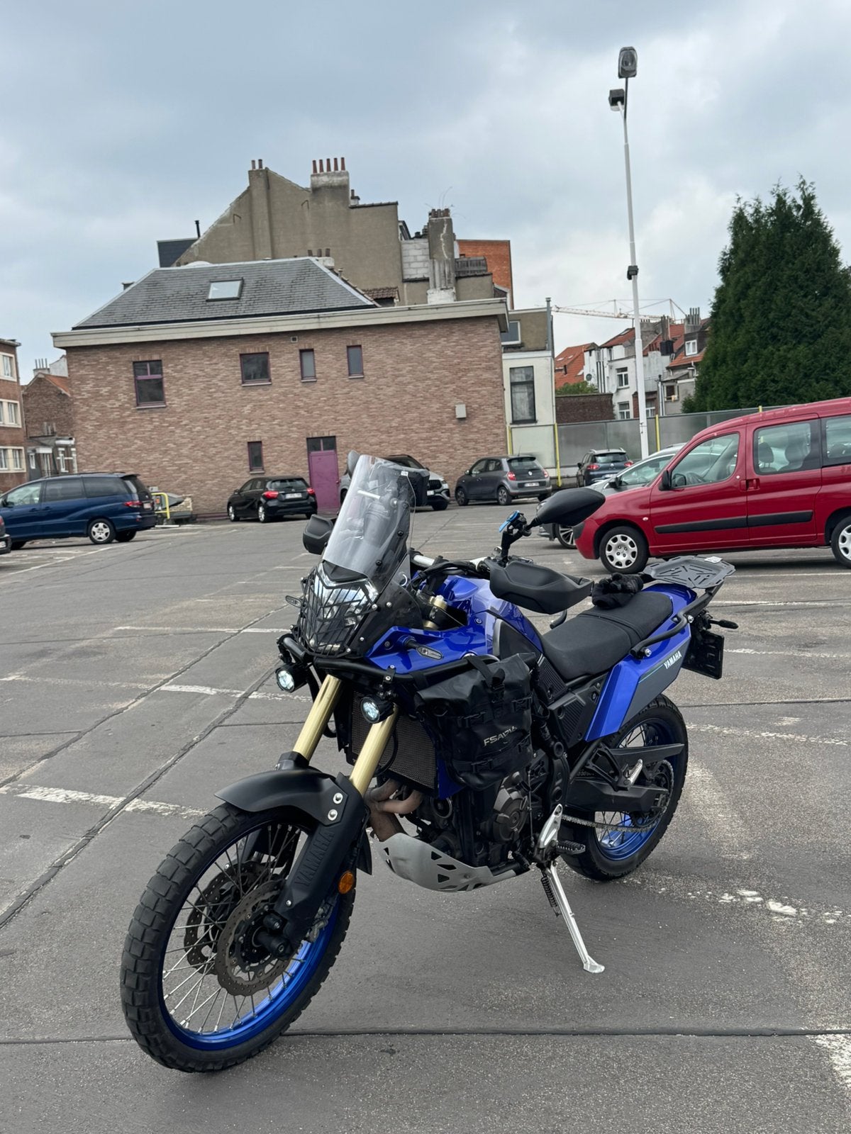 Yamaha Tenere 700, Motoren, Handvatverwarming