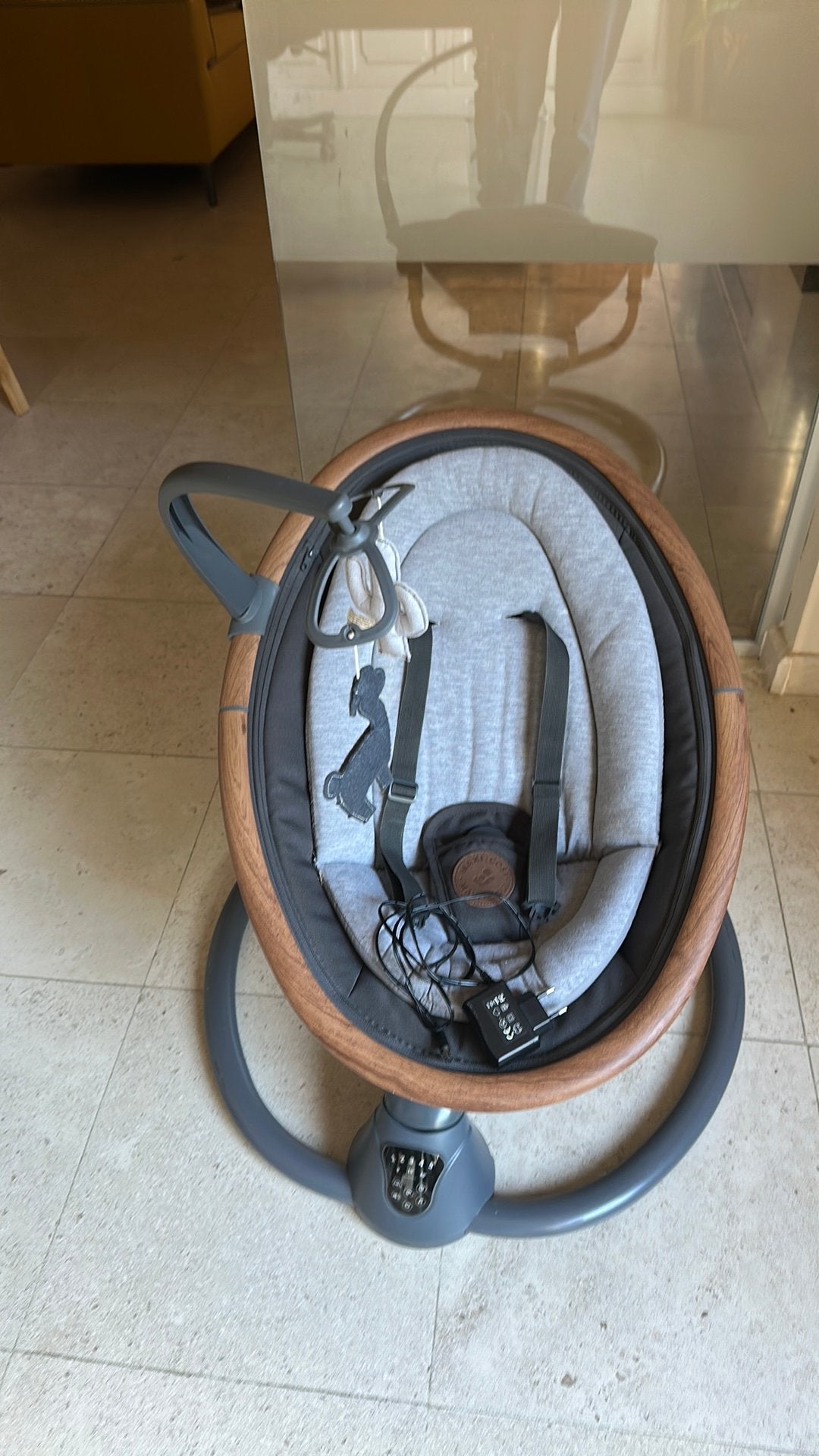 Maxicosi swing automatische swing muziek incl verkleinkussen, Kinderen en Baby's, Wipstoeltjes, Ophalen, Zo goed als nieuw