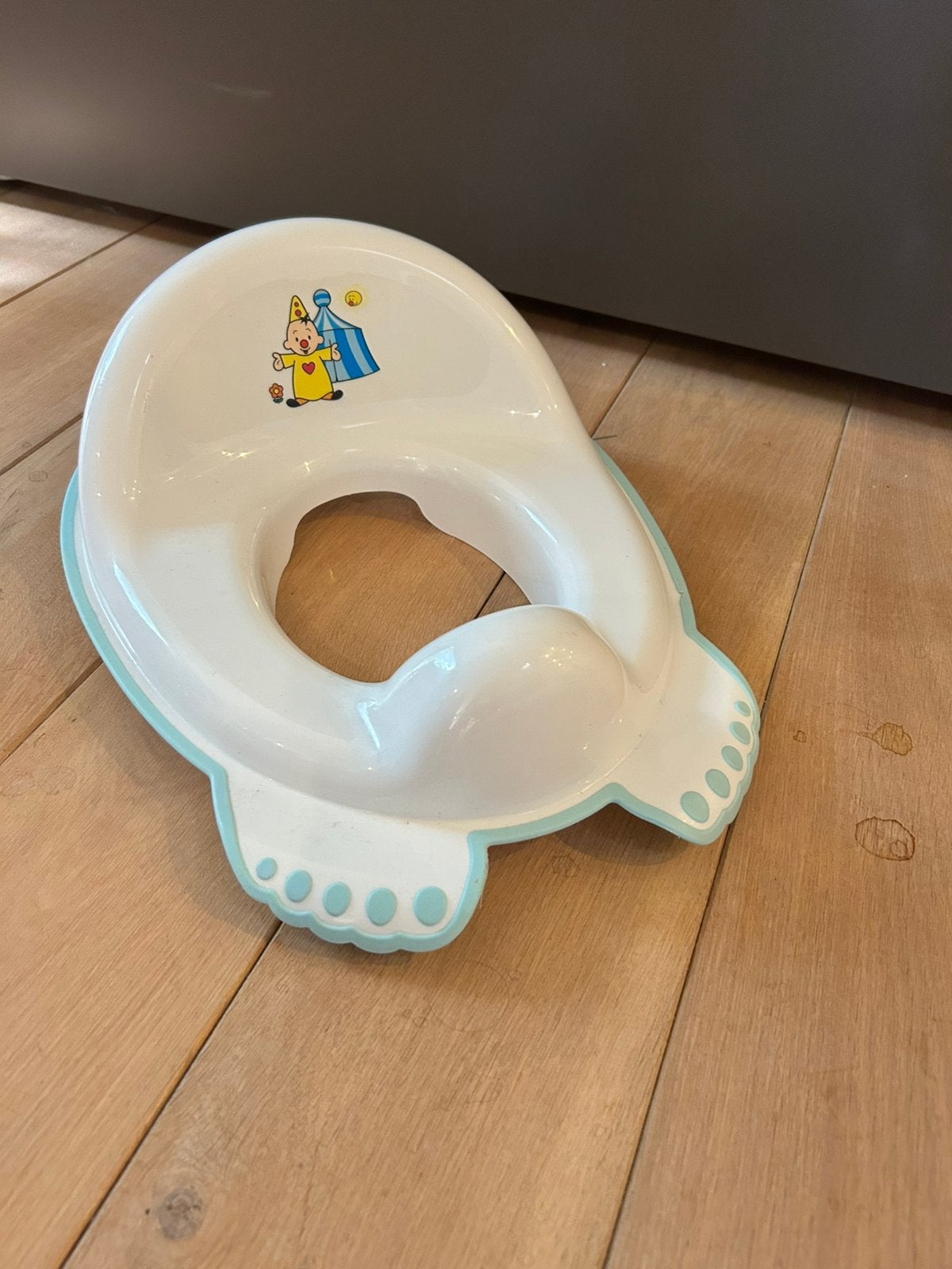Toiletverkleiner Bumba, Ophalen