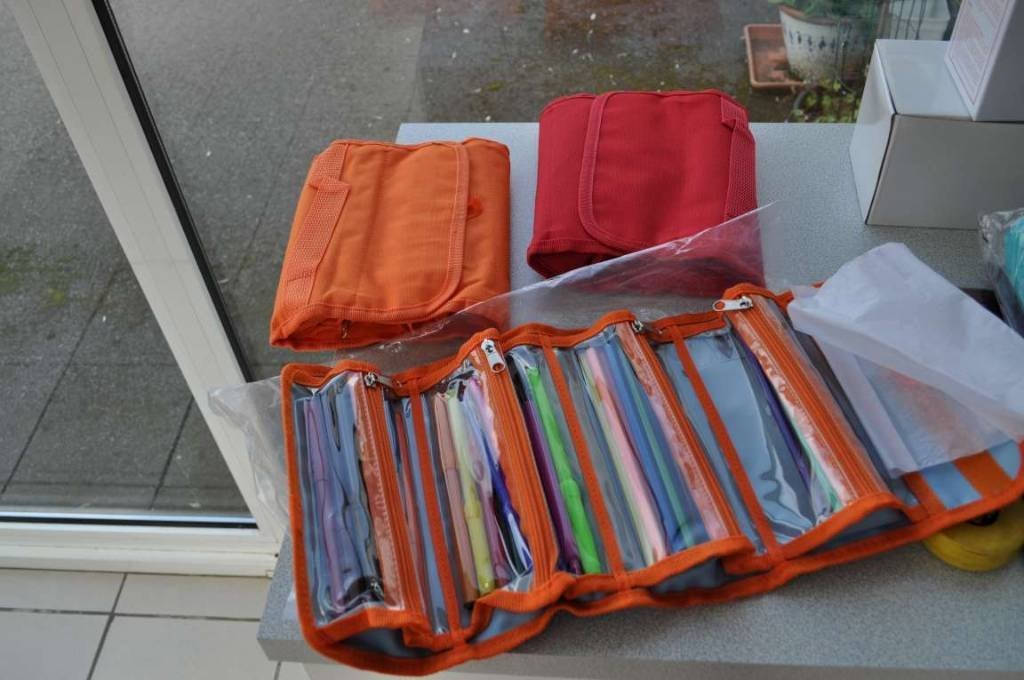 gevulde pennenzak met potloden, Diversen, Ophalen, Nieuw