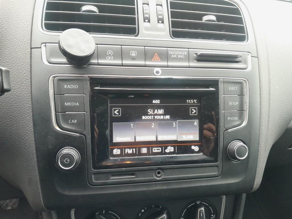 RADIO Volkswagen Polo V (6R) (01-2009/10-2017) (6C0035885A), Auto-onderdelen, Gebruikt, Volkswagen