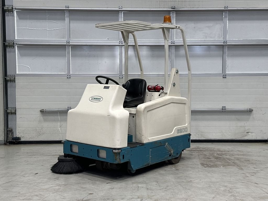 TENNANT 6200, Articles professionnels, Machines & Construction | Entretien & Nettoyage