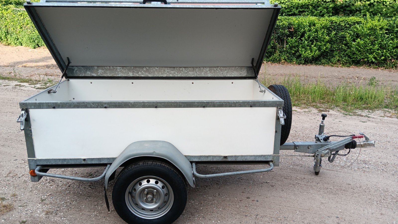 Powertrailer geremd 200x100x55 banden 2026, Ophalen