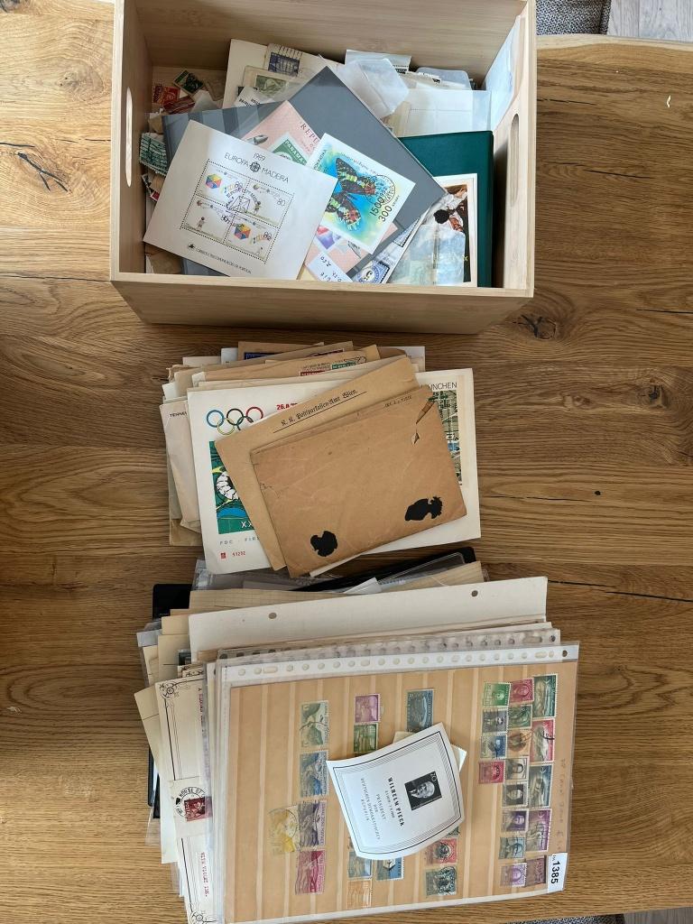 Leuke doos met postzegels, Ophalen of Verzenden