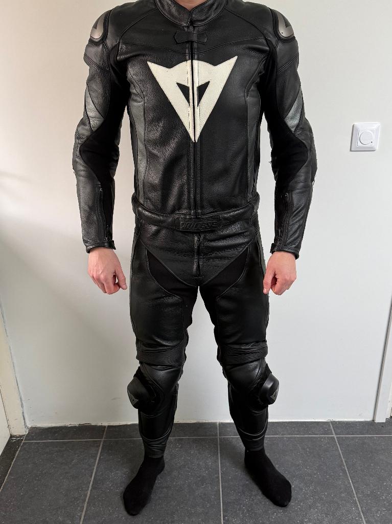 Dainese 2-delig leren motorpak – Maat 48 – Zo goed als nieuw, Ophalen, Dainese, Tweedehands, Heren
