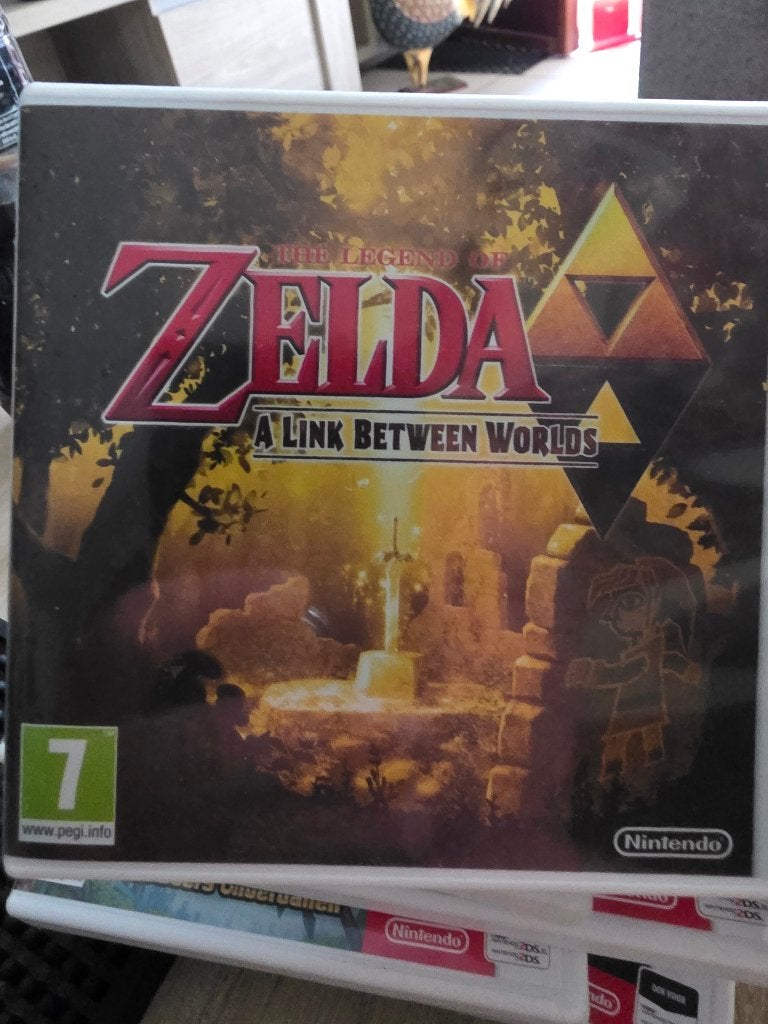 Nintendo 3ds  zelda  line between game, Games en Spelcomputers, Games | Nintendo 2DS en 3DS, Ophalen of Verzenden, Zo goed als nieuw