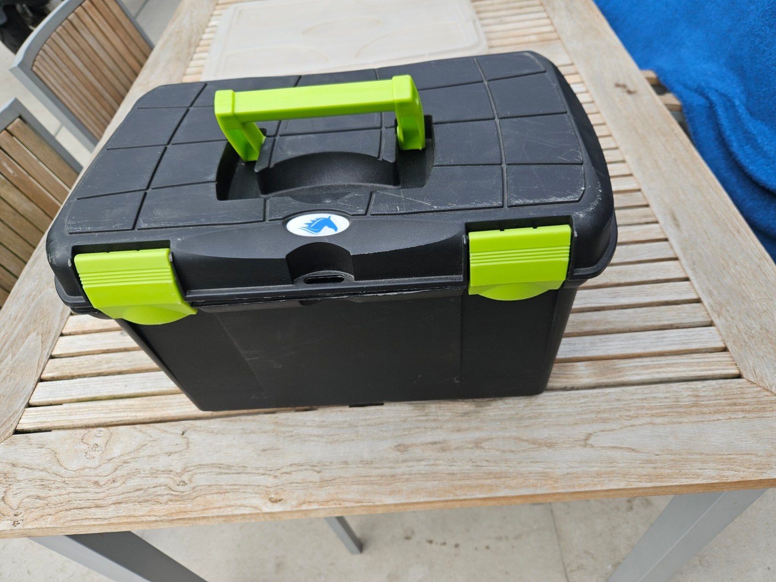 PAARDENBOX, Ophalen